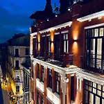 Ruz Hotel
