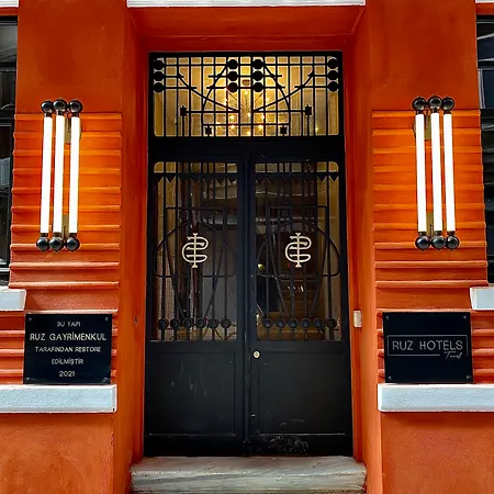 Ruz איסטמבול