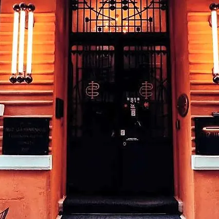 Ruz Hotel
